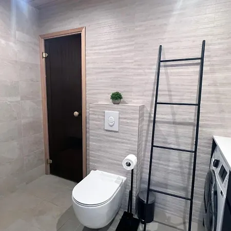 Cozy Terraced House In Apartman *